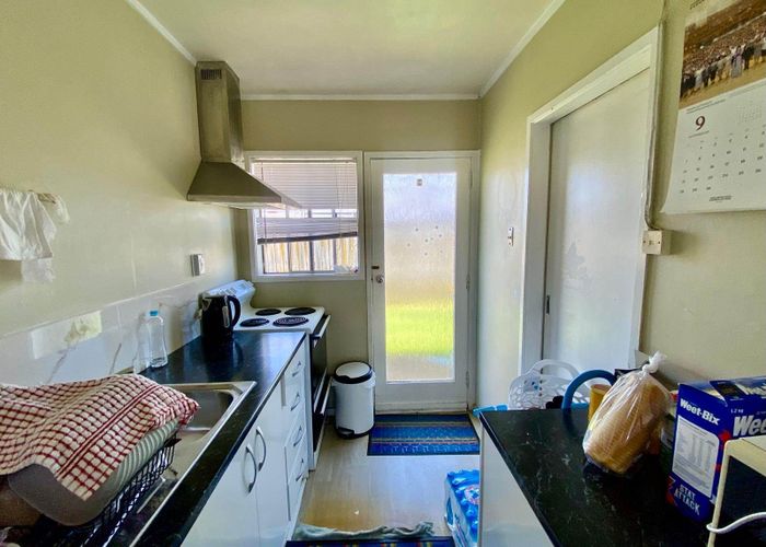  at 3/44 Muir Avenue, Mangere Bridge, Manukau City, Auckland