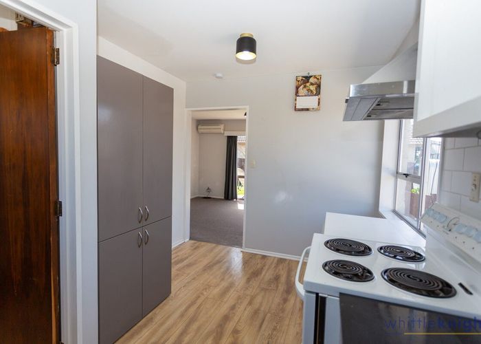  at 2/46 Aldwins Road, Woolston, Christchurch City, Canterbury