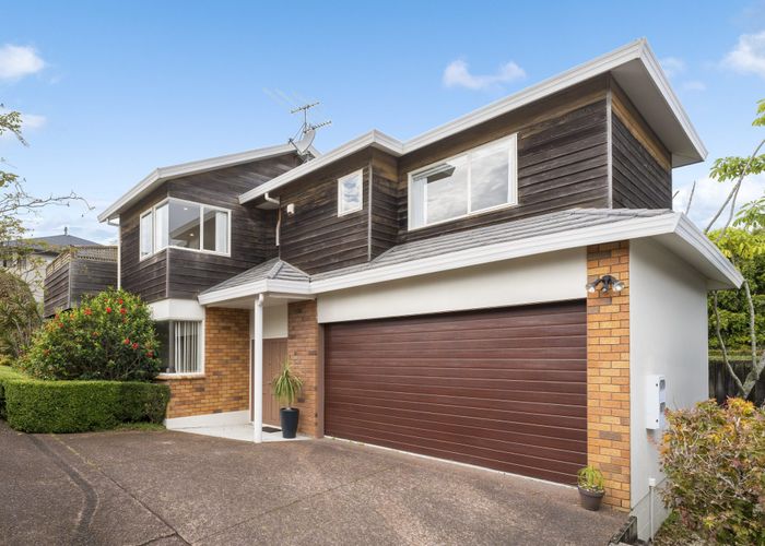  at 1/210A East Coast Road, Forrest Hill, North Shore City, Auckland