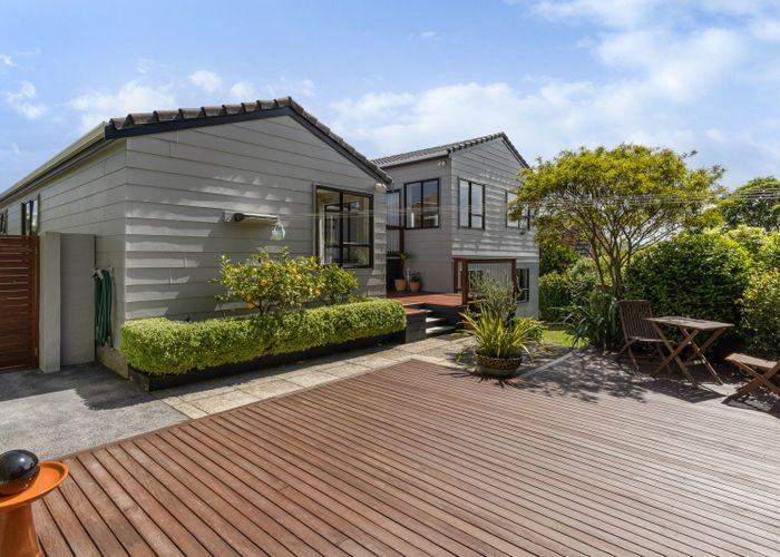  at 9 Kinnel Grove, Papakowhai, Porirua, Wellington