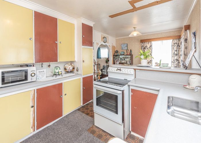  at 60 Manuka Street, Castlecliff, Whanganui