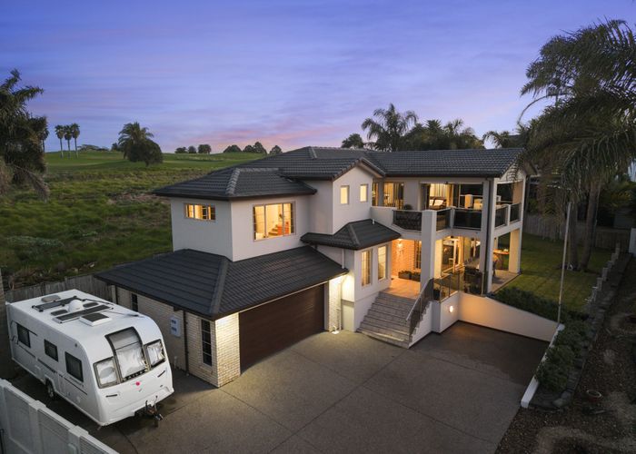  at 8 Tui Brae, Beachlands, Manukau City, Auckland