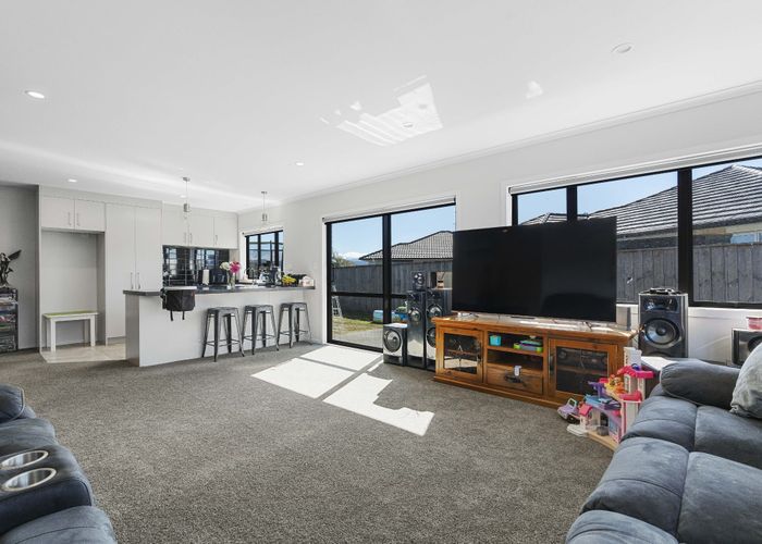  at 6 Molesworth street, Carterton, Wellington