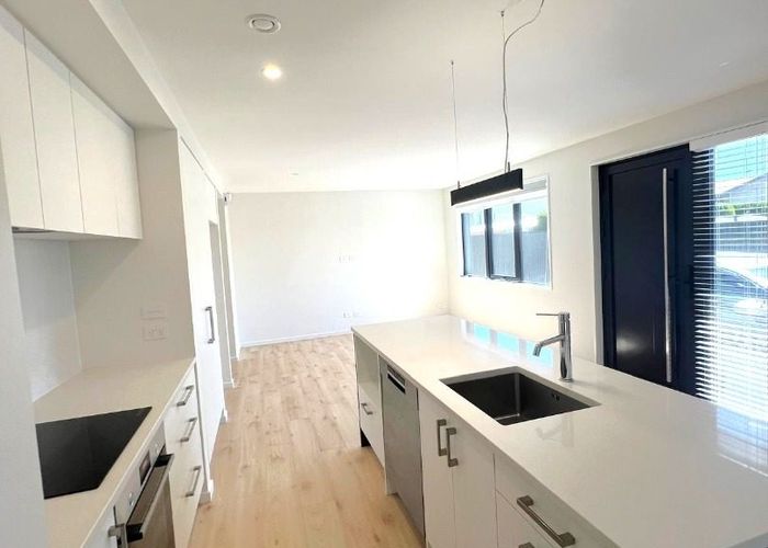  at 1/14 Poulson St, Addington, Christchurch City, Canterbury