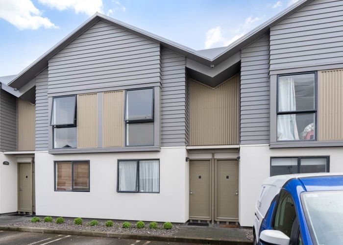  at 43/51 Ireland Road, Panmure, Auckland