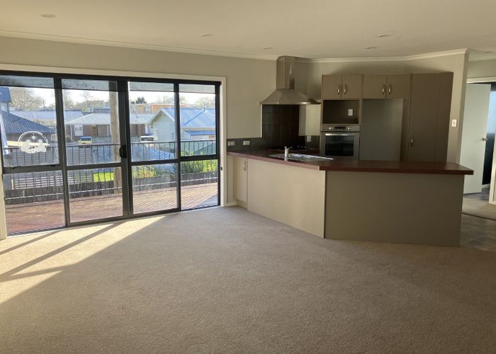  at 87E Albert Street, Hamilton East, Hamilton