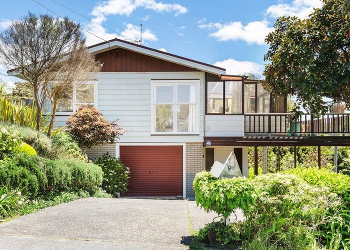  at 96 Deep Creek Road, Torbay, Auckland