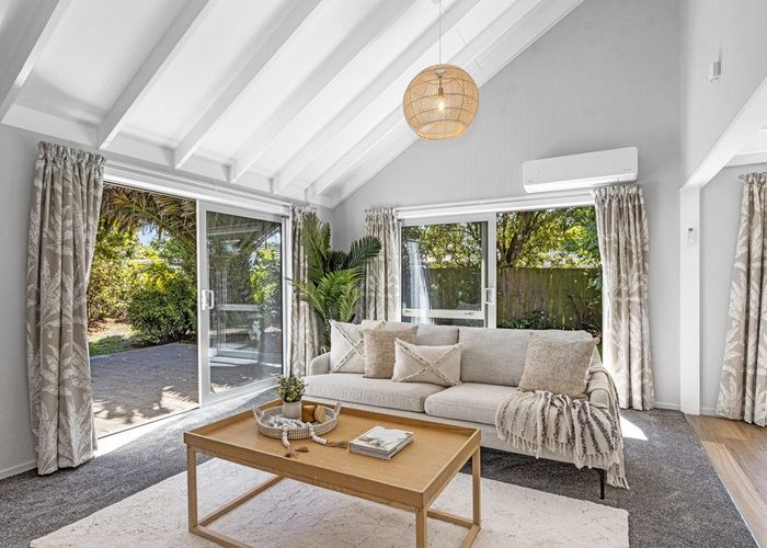  at 10 Glenys Place, Broomfield, Christchurch