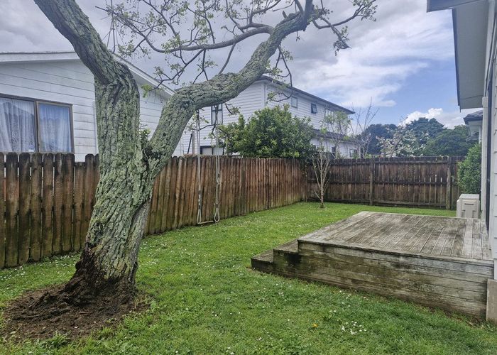  at 2/321 Weymouth Road, Weymouth, Manukau City, Auckland