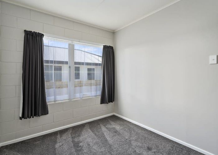  at 2/145 College Street, Awapuni, Palmerston North, Manawatu / Whanganui