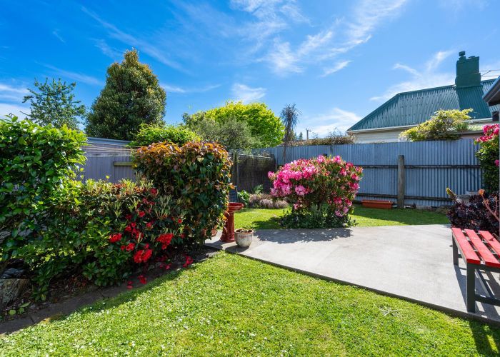  at 6 Nicholson Street, Forbury, Dunedin