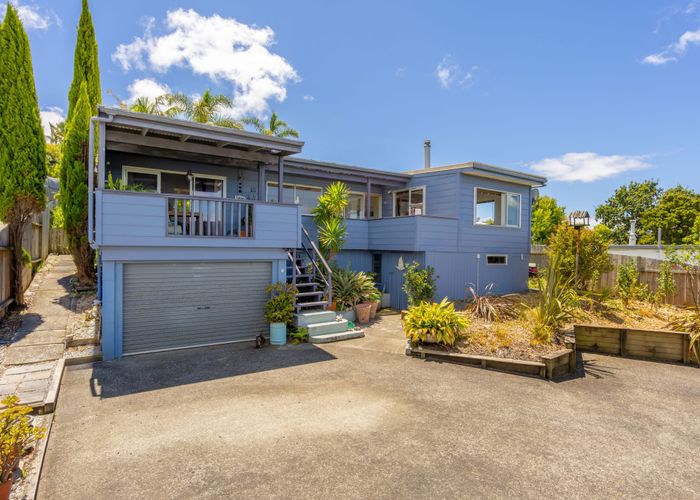  at 15 Kotanui Avenue, Army Bay, Rodney, Auckland