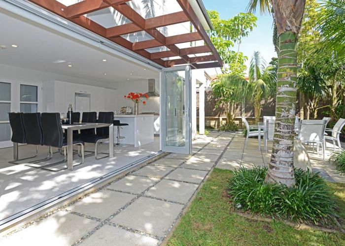  at 98 Mt Taylor Drive, Glendowie, Auckland City, Auckland