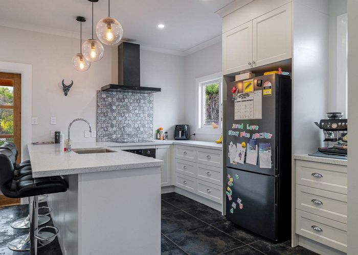  at 37 Stewart Crescent, Hokowhitu, Palmerston North, Manawatu / Whanganui