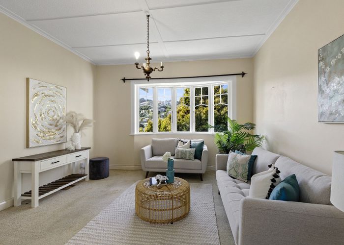 at 22 Waikato Street, Island Bay, Wellington