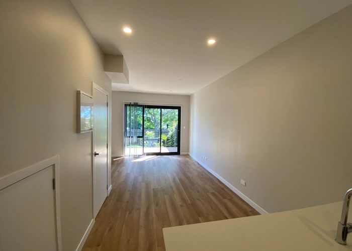  at 1/14A Diana Drive, Glenfield, North Shore City, Auckland