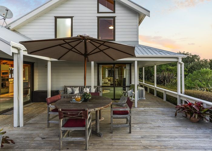  at 49 Charles Dickens Drive, Mellons Bay, Auckland