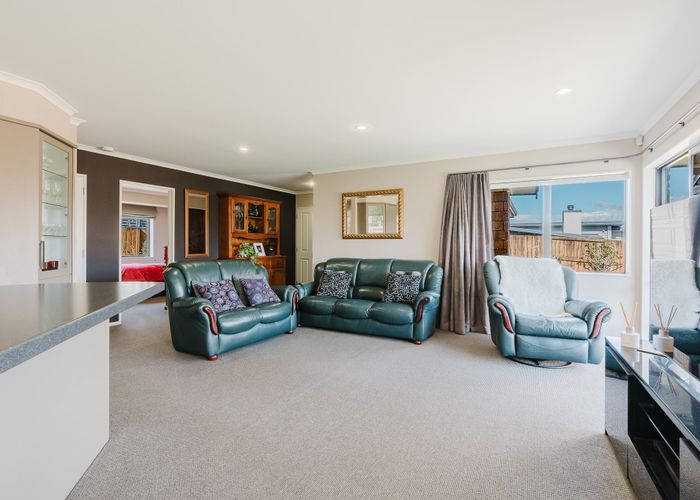  at 25 The Dales, Dinsdale, Hamilton, Waikato