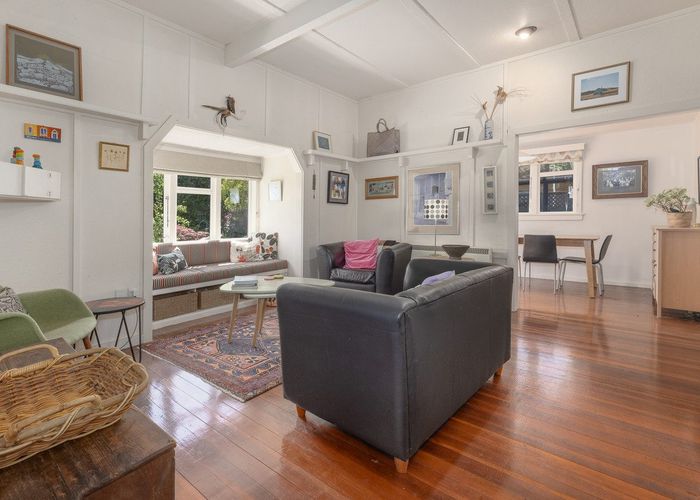  at 11 Whanake Street, Titahi Bay, Porirua