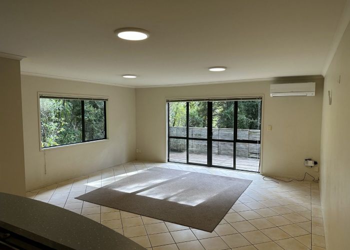  at 1/22 Catrina Avenue, Birkenhead, North Shore City, Auckland