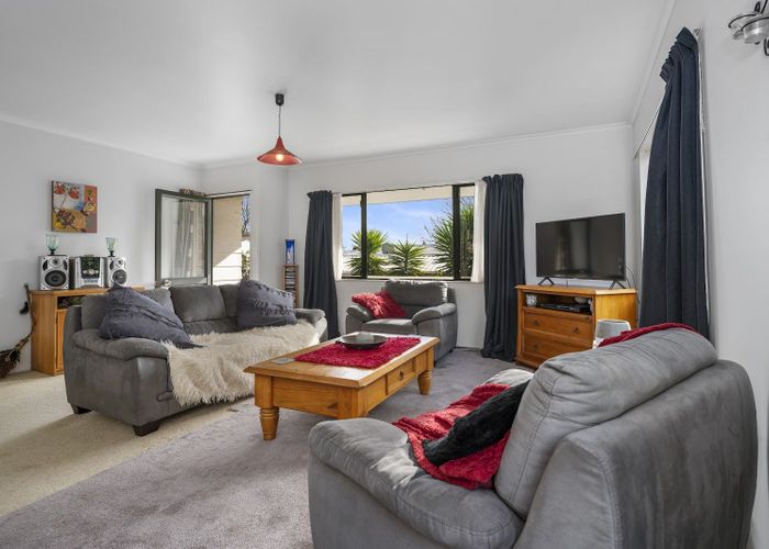  at 82 Esmeralda Street, Welcome Bay, Tauranga, Bay Of Plenty
