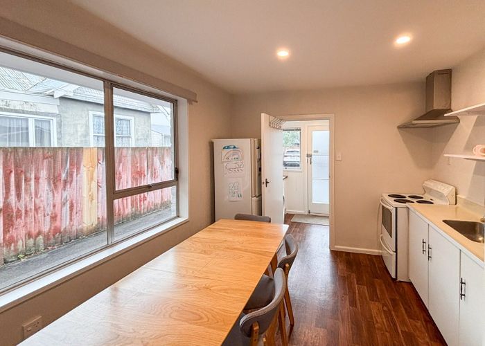  at 2/16 Oxley Avenue, St. Albans, Christchurch City, Canterbury