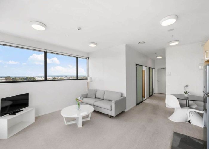  at 807/17 Putney Way, Manukau, Manukau City, Auckland