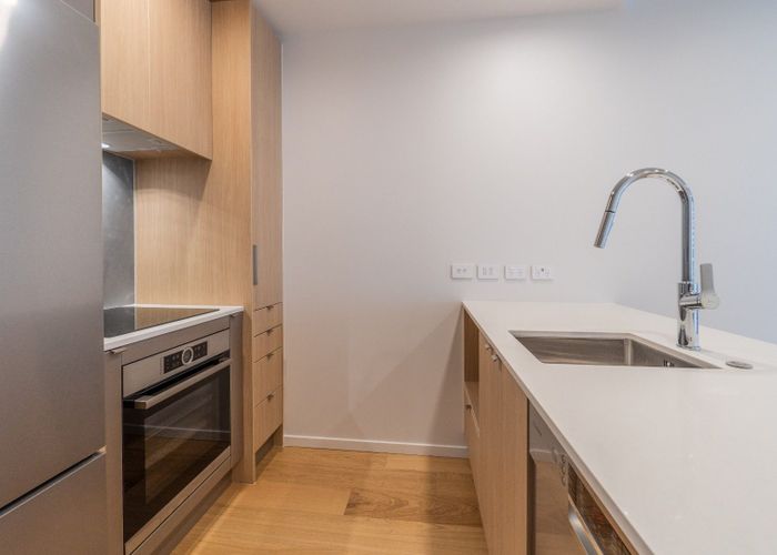  at 202/5-9 Madeira Lane , Grafton, Auckland City, Auckland