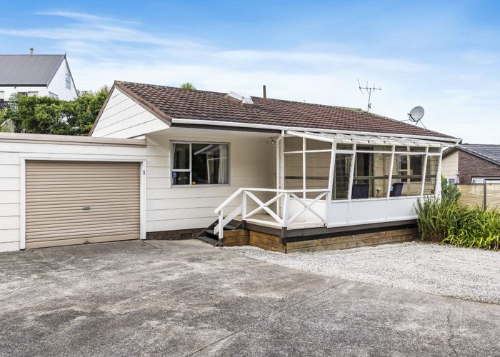  at 1/12 Kegworth Place, Browns Bay, Auckland