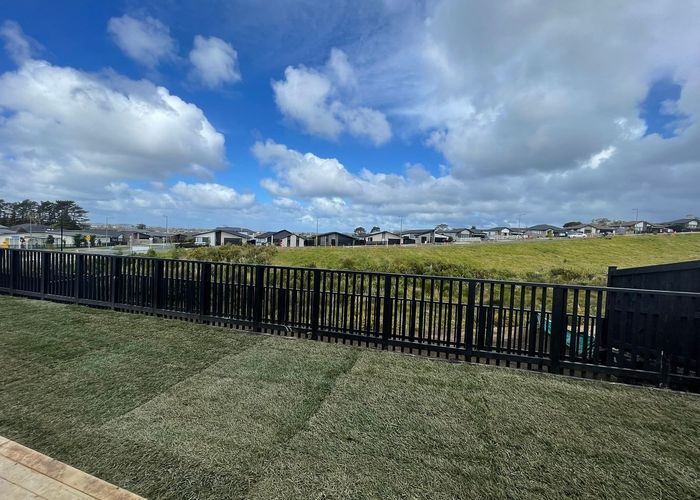  at 6 Kate Duncan Drive, Swanson, Auckland