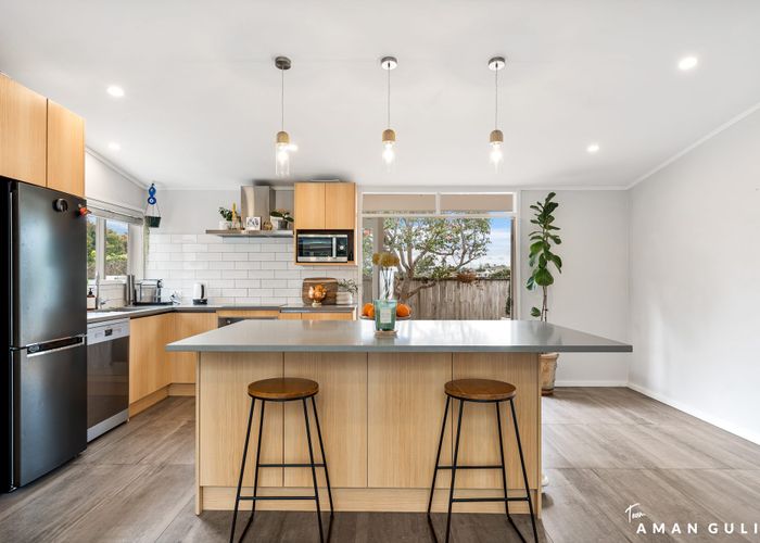  at 4 Gladys Avenue, Glenfield, Auckland