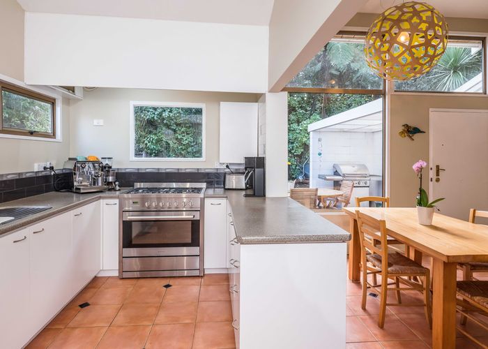  at 23A Perth Street, Ngaio, Wellington