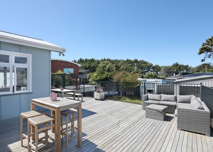  at 21 Signal Street, Foxton Beach, Foxton