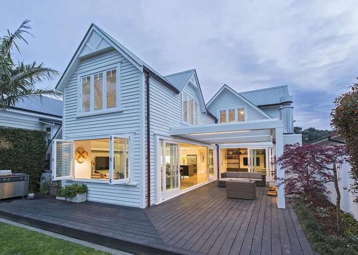  at 48 Marine Parade, Herne Bay, Auckland