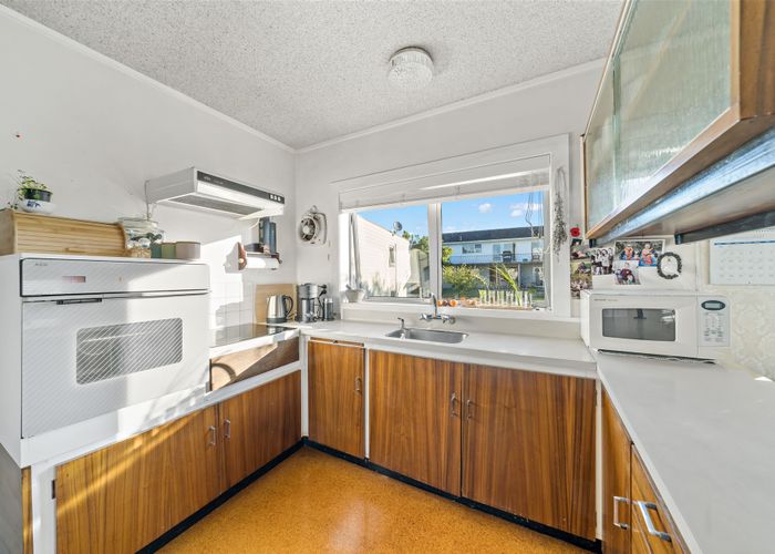  at 1/5 Brown Street, Hauraki, Auckland