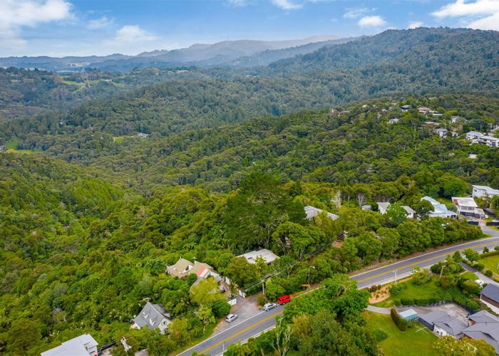  at 1094 Scenic Drive North, Swanson, Auckland