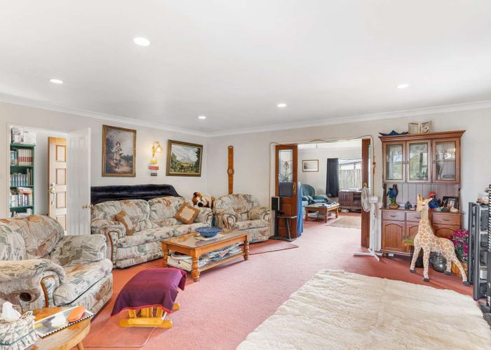  at 591 Great South Road, Rosehill, Papakura