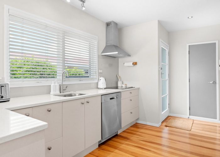 at 22 Scott Avenue, Hamilton East, Hamilton