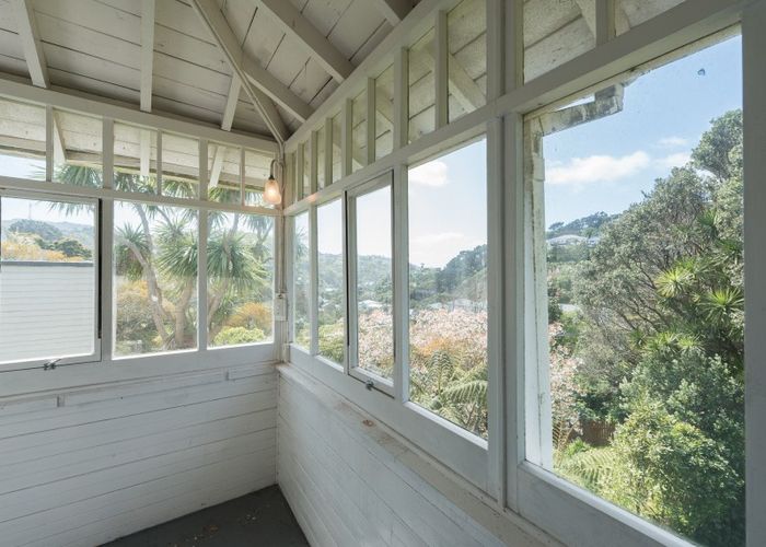  at 10 Fitzroy Street, Wadestown, Wellington