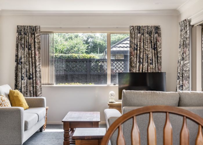  at 48 Kings Road, Panmure, Auckland