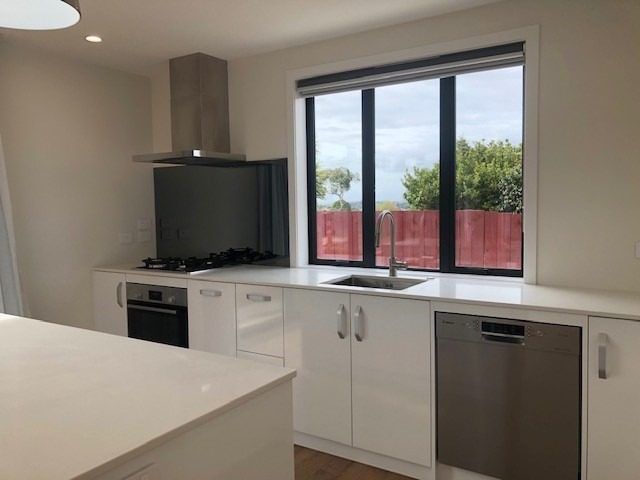  at 31A Knightsbridge Drive, Forrest Hill, North Shore City, Auckland