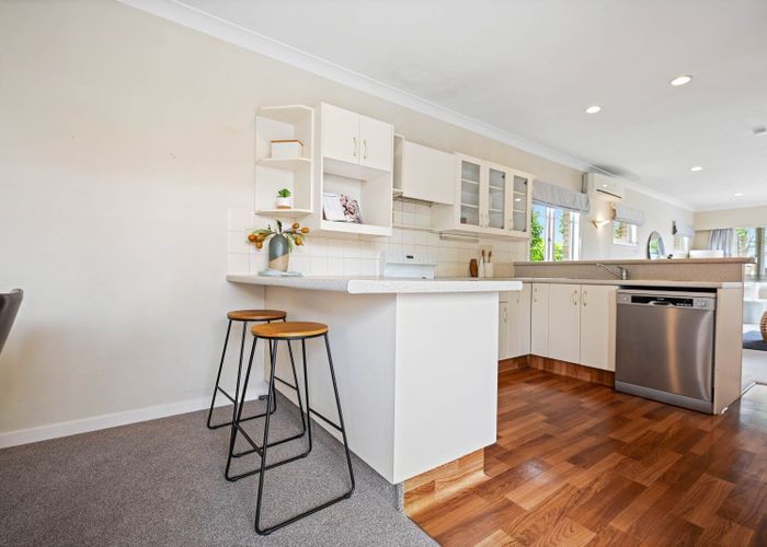  at 224 Fox Street, Hamilton East, Hamilton