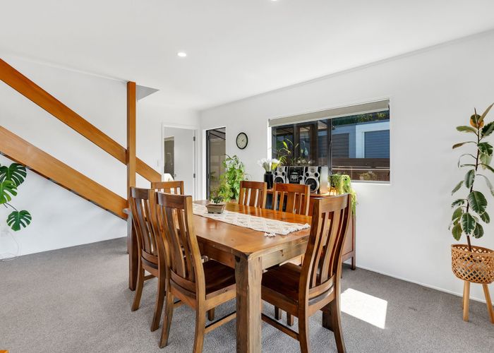  at 1/4 Ceramco Place, Torbay, North Shore City, Auckland