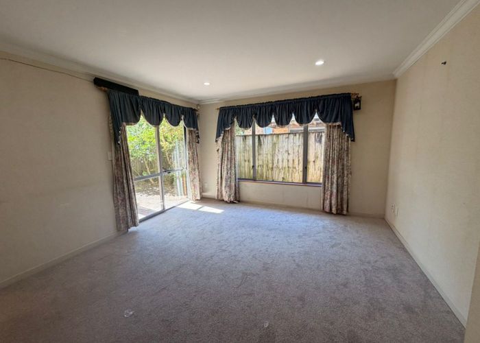  at 404 Chapel Road, Flat Bush, Manukau City, Auckland