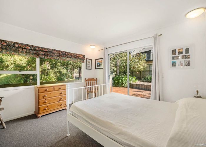  at 35 Raymond Terrace, Northcote, Auckland