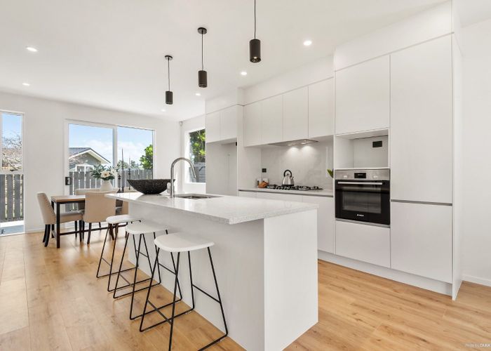  at 27B Lyndhurst Street, Wai O Taiki Bay, Auckland City, Auckland
