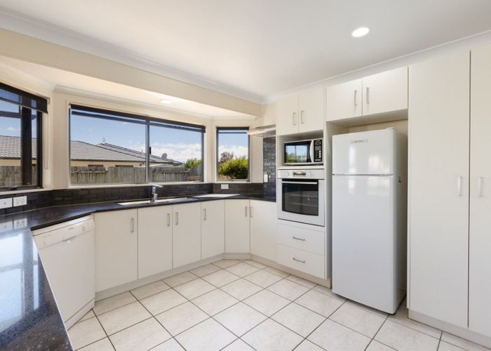  at 19 Amberley Crescent, Bethlehem, Tauranga