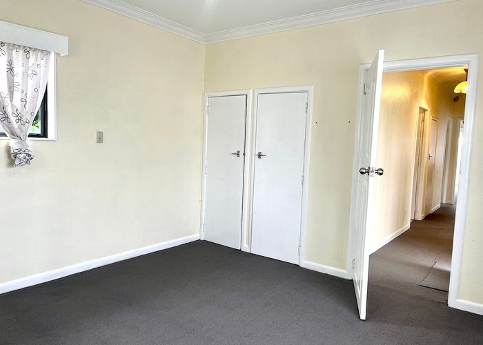  at 1B Barrack Road, Mount Wellington, Auckland City, Auckland