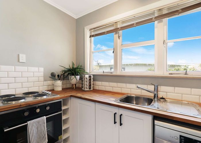  at 43 Lewis Avenue, Aramoho, Whanganui, Manawatu / Whanganui