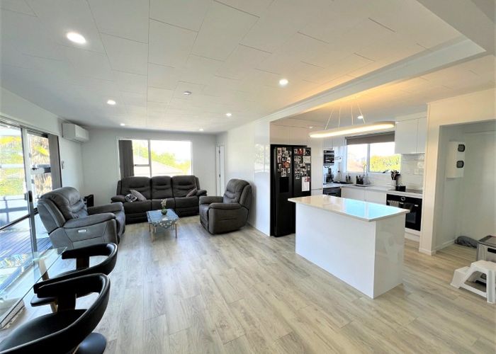  at 35 Leaver Place, Weymouth, Manukau City, Auckland